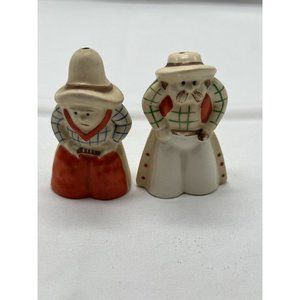 vintage cowboys salt and pepper shakers Hand Painted made in japan